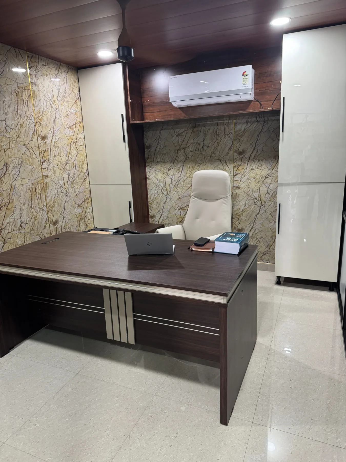 Sree Associates main cabin